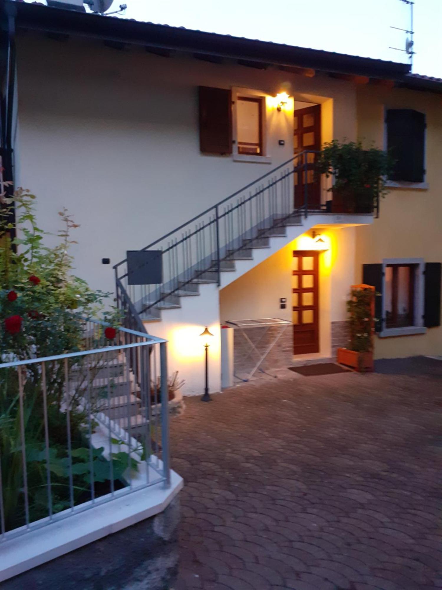 Alla Campanella Riva del Garda Exterior photo