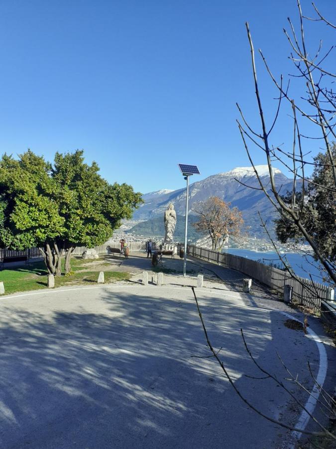 Alla Campanella Riva del Garda Exterior photo